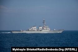 Ракетний есмінець США Ross (DDG-71)