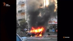 Палаючий автомобіль, в якому був Шеремет, після cмертельного вибуху (відео)