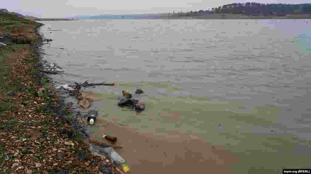 Дощі змивають у &laquo;водохранку&raquo; сліди колишніх польових застіль