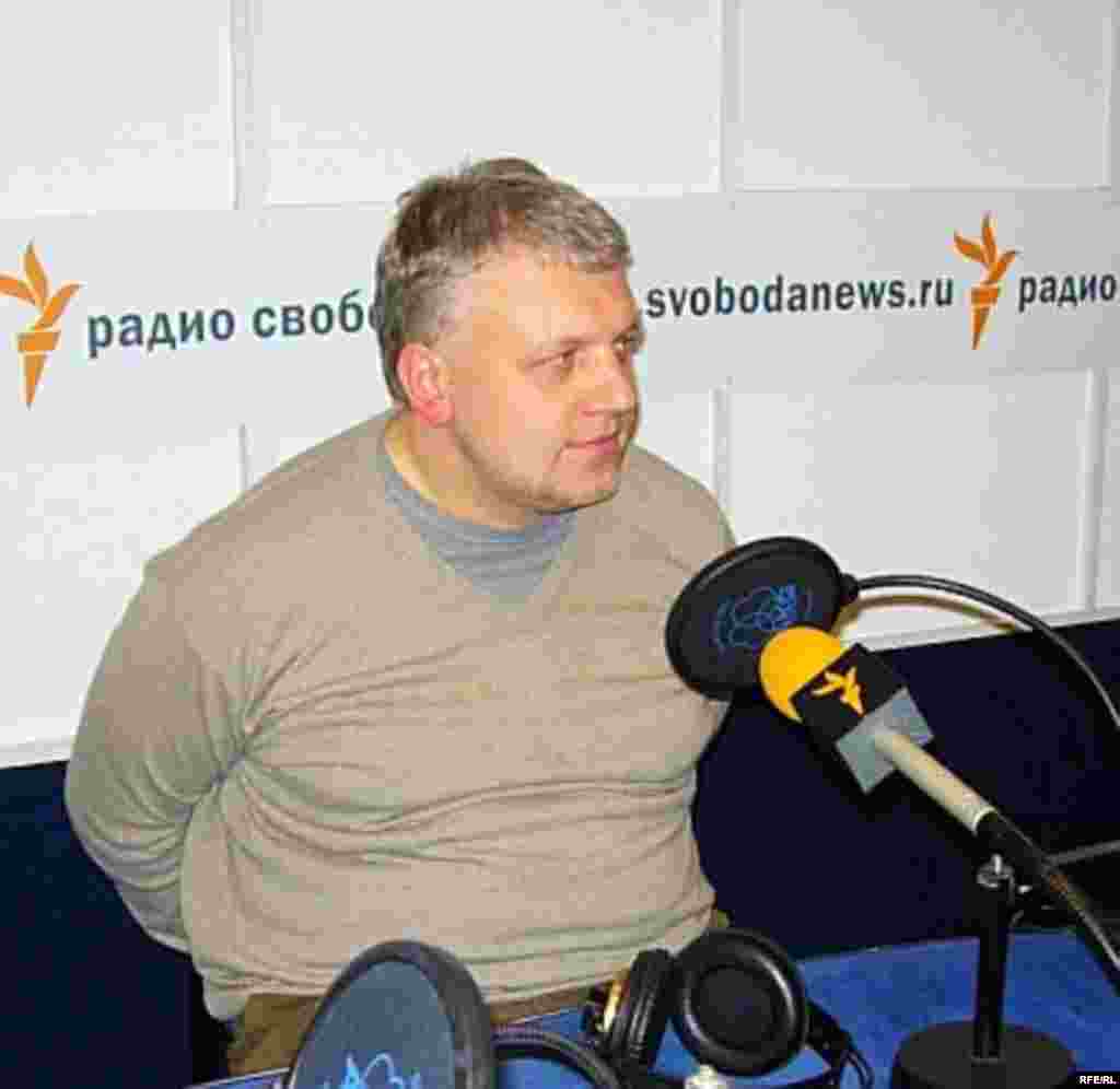 Павло Шеремет у студії Радіо Свобода, 2006 рік