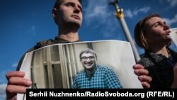 Акція на підтримку громадянського журналіста з Криму Нарімана Мемедемінова. Київ, 1 жовтня 2019 року