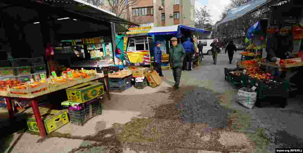 На одному з продовольчих ринків міста