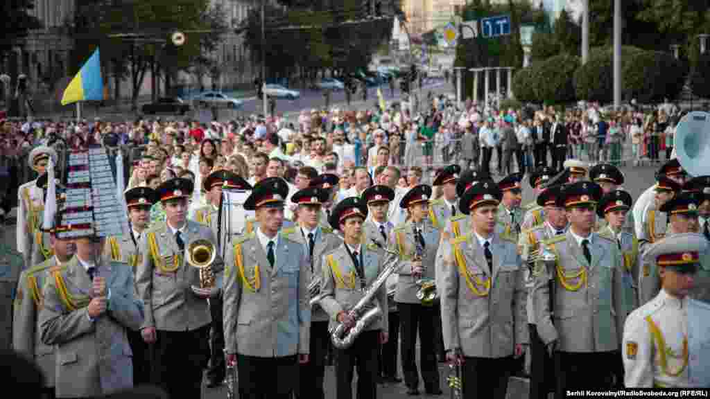 Ті зі спортсменів, хто таки взяв участь у заході, були раді теплій зустрічі, яку влаштували їм уболівальники