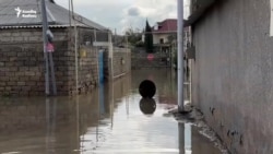 'Hər şey qalıb suyun altında' - Evini su basanlar kompensasiya ala bilərlərmi?