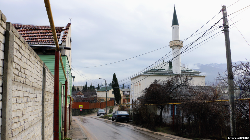 Соборна мечеть Корбек джамі на вулиці Центральній