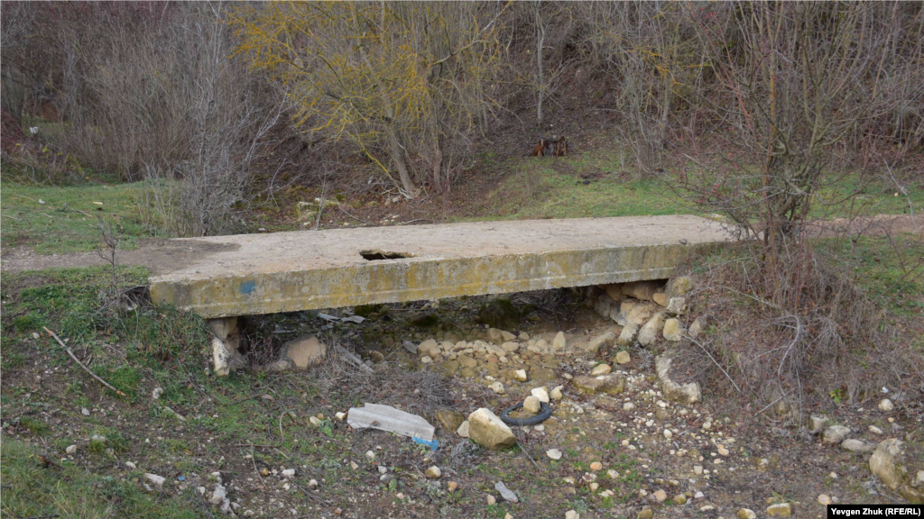 У річці Бага в селі Новобобрівське води немає