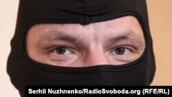 Піаніст Майдану досі публічно не з'являється без балаклави і майже не дає інтерв'ю 